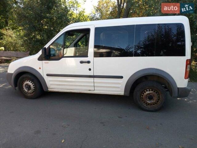 Белый Форд Транзит Коннект, объемом двигателя 1.8 л и пробегом 130 тыс. км за 5300 $, фото 1 на Automoto.ua