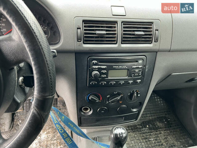 Белый Форд Транзит Коннект, объемом двигателя 1.75 л и пробегом 235 тыс. км за 4252 $, фото 19 на Automoto.ua