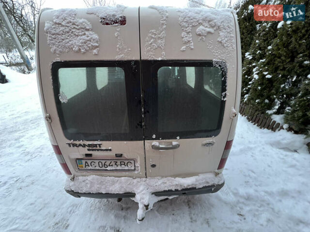 Белый Форд Транзит Коннект, объемом двигателя 1.75 л и пробегом 235 тыс. км за 4252 $, фото 2 на Automoto.ua