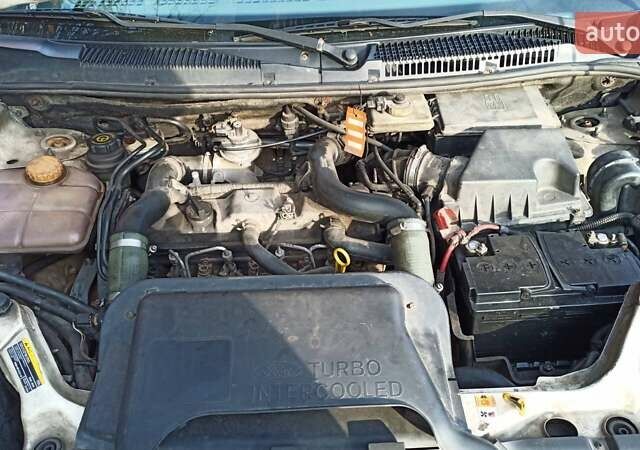 Белый Форд Транзит Коннект, объемом двигателя 1.8 л и пробегом 306 тыс. км за 4200 $, фото 8 на Automoto.ua