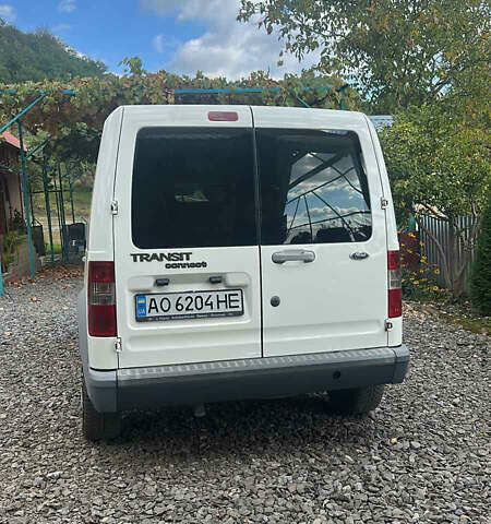 Форд Транзит Коннект 2006 в Иршава на Automoto.ua Белый Форд Транзит Коннект, объемом двигателя 1.8 л и пробегом 300 тыс. км за 3999 $, фото 1 на Automoto.ua