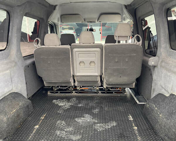 Белый Форд Транзит Коннект, объемом двигателя 1.75 л и пробегом 242 тыс. км за 4200 $, фото 8 на Automoto.ua