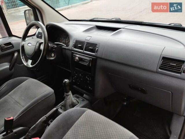 Білий Форд Транзит Коннект, об'ємом двигуна 1.75 л та пробігом 350 тис. км за 4999 $, фото 21 на Automoto.ua