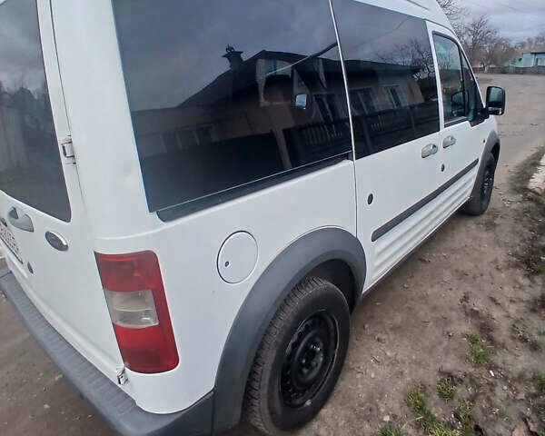 Белый Форд Транзит Коннект, объемом двигателя 1.75 л и пробегом 230 тыс. км за 4400 $, фото 12 на Automoto.ua