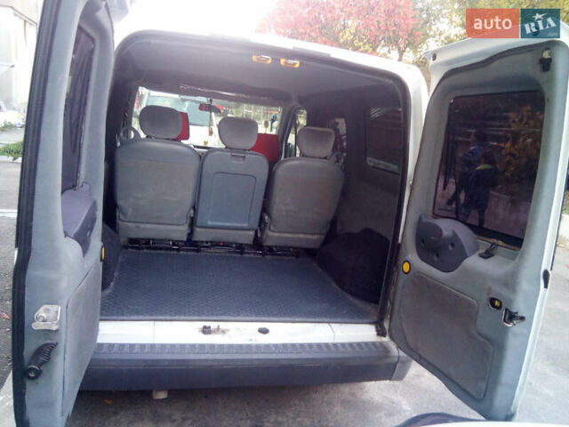 Білий Форд Транзит Коннект, об'ємом двигуна 1.8 л та пробігом 240 тис. км за 4600 $, фото 4 на Automoto.ua