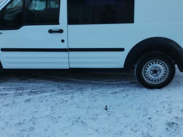 Белый Форд Транзит Коннект, объемом двигателя 1.75 л и пробегом 230 тыс. км за 4750 $, фото 12 на Automoto.ua