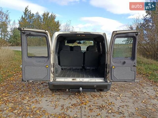 Форд Транзит Коннект 2006 у Коростене на Automoto.ua Білий Форд Транзит Коннект, об'ємом двигуна 1.8 л та пробігом 318 тис. км за 6300 $, фото 18 на Automoto.ua