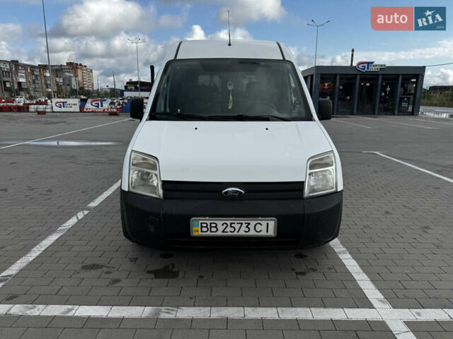 Белый Форд Транзит Коннект, объемом двигателя 1.75 л и пробегом 400 тыс. км за 4500 $, фото 1 на Automoto.ua