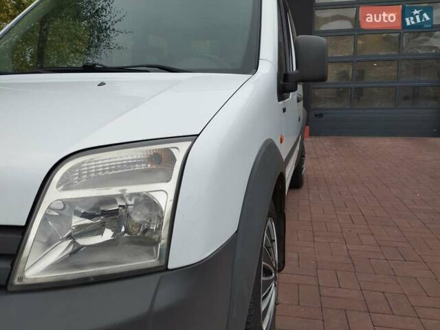 Білий Форд Транзит Коннект, об'ємом двигуна 1.75 л та пробігом 350 тис. км за 4999 $, фото 26 на Automoto.ua