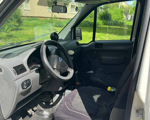 Білий Форд Транзит Коннект, об'ємом двигуна 1.8 л та пробігом 200 тис. км за 3800 $, фото 4 на Automoto.ua