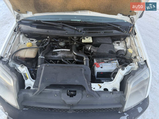 Білий Форд Транзит Коннект, об'ємом двигуна 1.8 л та пробігом 350 тис. км за 3500 $, фото 10 на Automoto.ua