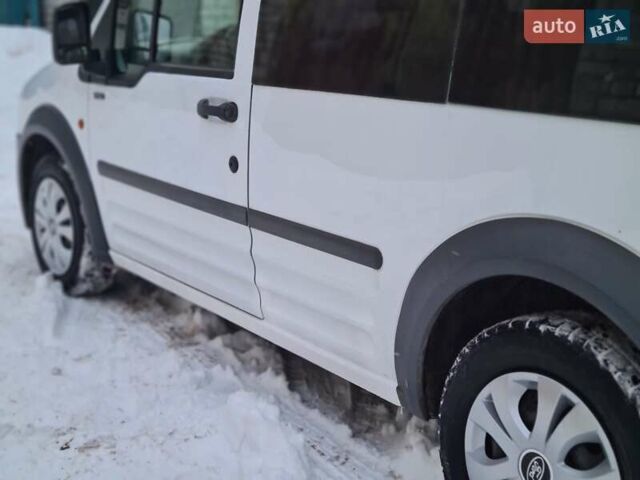Білий Форд Транзит Коннект, об'ємом двигуна 1.8 л та пробігом 356 тис. км за 4250 $, фото 7 на Automoto.ua