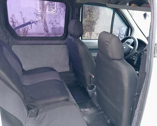 Білий Форд Транзит Коннект, об'ємом двигуна 1.75 л та пробігом 295 тис. км за 4100 $, фото 6 на Automoto.ua