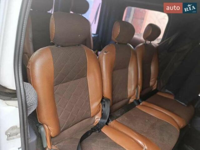 Білий Форд Транзит Коннект, об'ємом двигуна 1.76 л та пробігом 264 тис. км за 4500 $, фото 1 на Automoto.ua