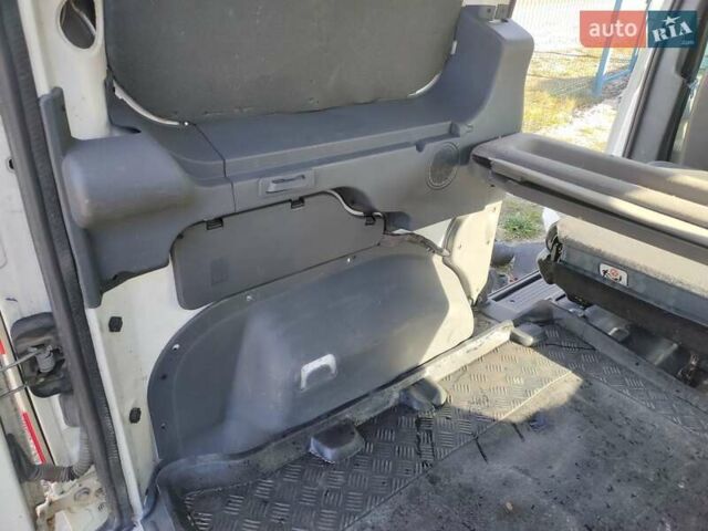 Белый Форд Транзит Коннект, объемом двигателя 1.8 л и пробегом 260 тыс. км за 4800 $, фото 17 на Automoto.ua