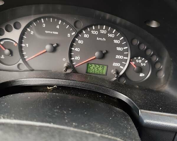 Белый Форд Транзит Коннект, объемом двигателя 1.75 л и пробегом 356 тыс. км за 3500 $, фото 6 на Automoto.ua