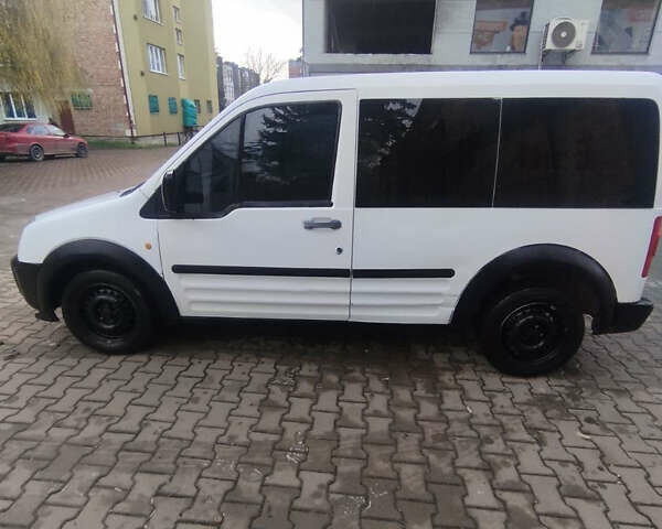 Білий Форд Транзит Коннект, об'ємом двигуна 1.8 л та пробігом 340 тис. км за 3150 $, фото 1 на Automoto.ua