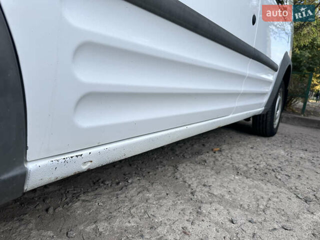 Белый Форд Транзит Коннект, объемом двигателя 1.8 л и пробегом 349 тыс. км за 3700 $, фото 17 на Automoto.ua