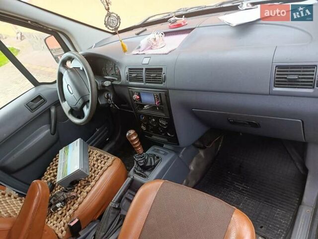 Білий Форд Транзит Коннект, об'ємом двигуна 1.76 л та пробігом 264 тис. км за 4500 $, фото 7 на Automoto.ua