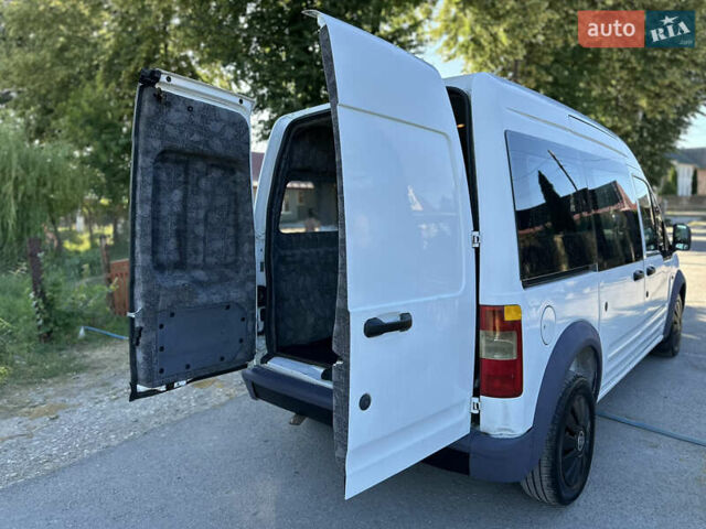 Білий Форд Транзит Коннект, об'ємом двигуна 1.75 л та пробігом 221 тис. км за 4100 $, фото 19 на Automoto.ua