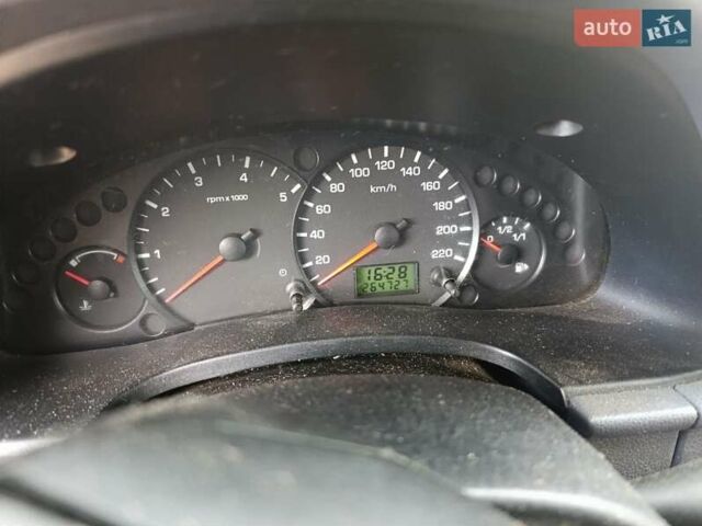 Білий Форд Транзит Коннект, об'ємом двигуна 1.76 л та пробігом 264 тис. км за 4500 $, фото 6 на Automoto.ua