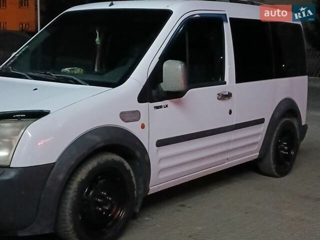 Белый Форд Транзит Коннект, объемом двигателя 1.8 л и пробегом 300 тыс. км за 4200 $, фото 1 на Automoto.ua