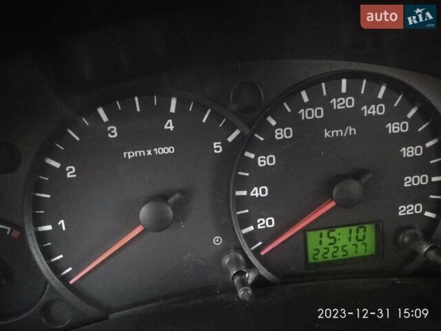 Білий Форд Транзит Коннект, об'ємом двигуна 1.75 л та пробігом 223 тис. км за 4800 $, фото 4 на Automoto.ua