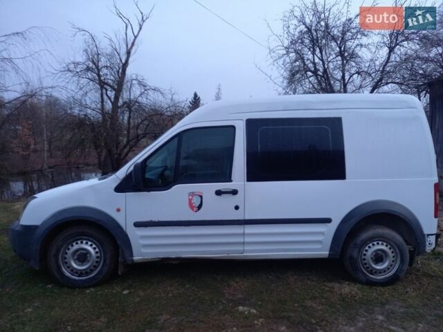 Білий Форд Транзит Коннект, об'ємом двигуна 1.75 л та пробігом 215 тис. км за 2000 $, фото 1 на Automoto.ua