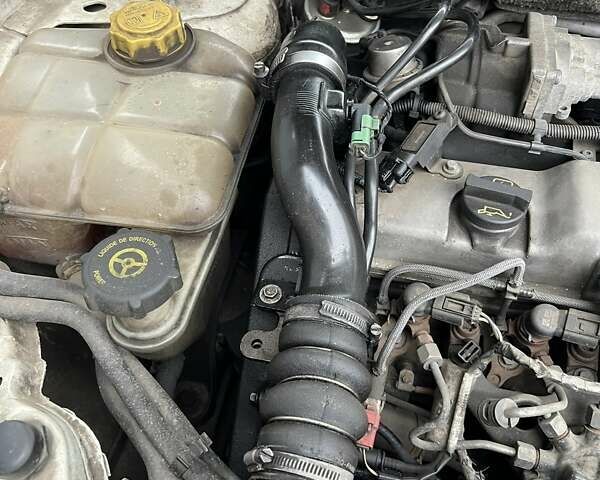 Белый Форд Транзит Коннект, объемом двигателя 1.75 л и пробегом 268 тыс. км за 5700 $, фото 19 на Automoto.ua