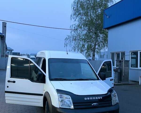 Білий Форд Транзит Коннект, об'ємом двигуна 1.8 л та пробігом 320 тис. км за 4500 $, фото 3 на Automoto.ua