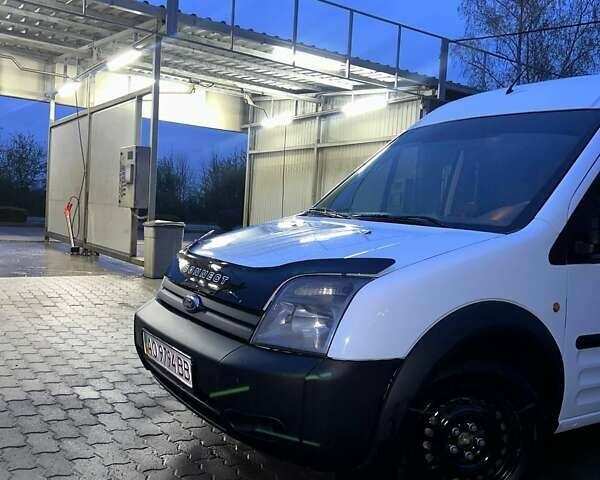 Білий Форд Транзит Коннект, об'ємом двигуна 1.8 л та пробігом 320 тис. км за 4500 $, фото 8 на Automoto.ua