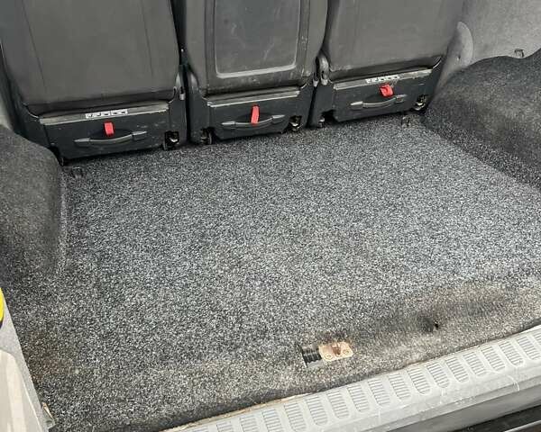 Белый Форд Транзит Коннект, объемом двигателя 1.75 л и пробегом 268 тыс. км за 5700 $, фото 11 на Automoto.ua