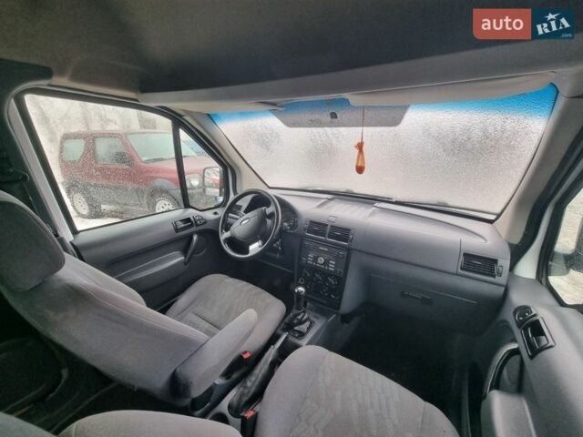 Білий Форд Транзит Коннект, об'ємом двигуна 1.75 л та пробігом 301 тис. км за 4550 $, фото 5 на Automoto.ua