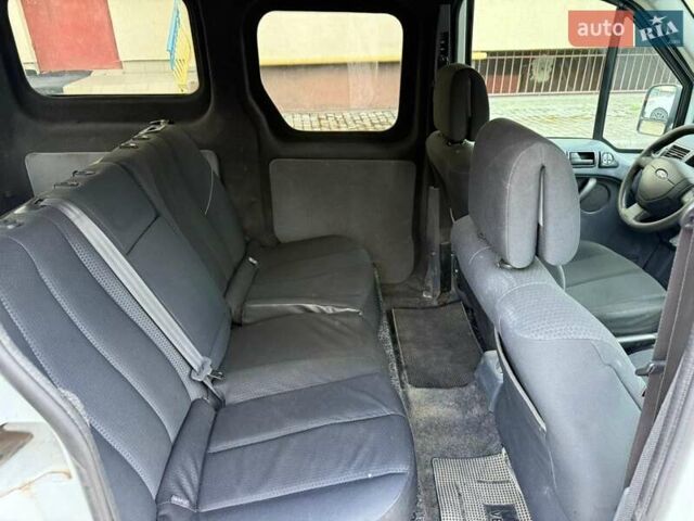 Белый Форд Транзит Коннект, объемом двигателя 1.75 л и пробегом 386 тыс. км за 3400 $, фото 5 на Automoto.ua