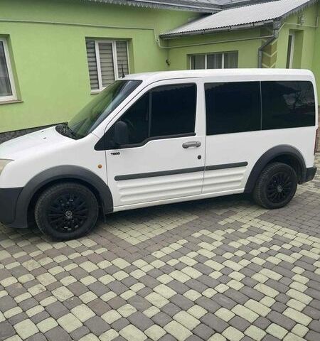 Білий Форд Транзит Коннект, об'ємом двигуна 1.75 л та пробігом 246 тис. км за 4500 $, фото 1 на Automoto.ua