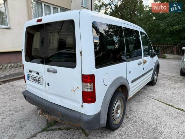 Белый Форд Транзит Коннект, объемом двигателя 1.75 л и пробегом 386 тыс. км за 3400 $, фото 3 на Automoto.ua