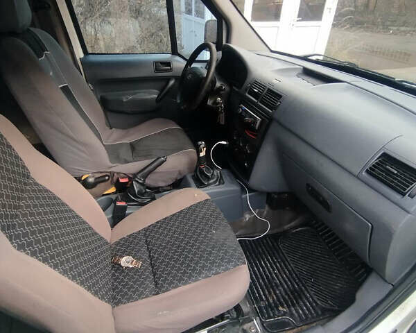 Білий Форд Транзит Коннект, об'ємом двигуна 1.8 л та пробігом 340 тис. км за 3150 $, фото 8 на Automoto.ua