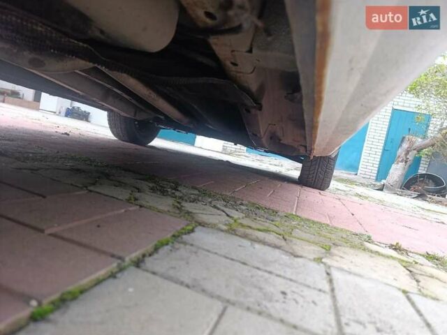 Белый Форд Транзит Коннект, объемом двигателя 1.8 л и пробегом 233 тыс. км за 4900 $, фото 4 на Automoto.ua