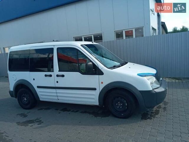 Белый Форд Транзит Коннект, объемом двигателя 1.75 л и пробегом 286 тыс. км за 4600 $, фото 1 на Automoto.ua