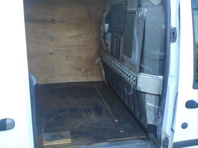 Білий Форд Транзит Коннект, об'ємом двигуна 1.8 л та пробігом 312 тис. км за 3600 $, фото 12 на Automoto.ua