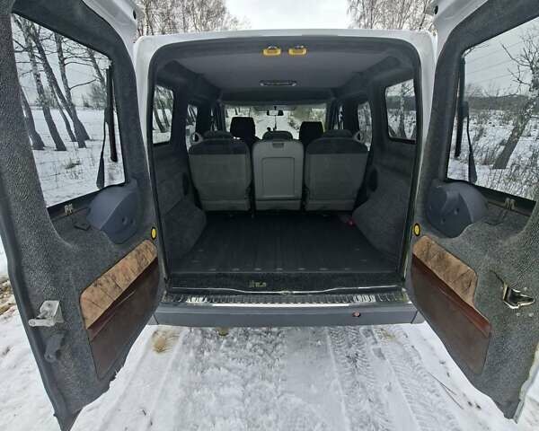 Белый Форд Транзит Коннект, объемом двигателя 1.8 л и пробегом 230 тыс. км за 5500 $, фото 16 на Automoto.ua