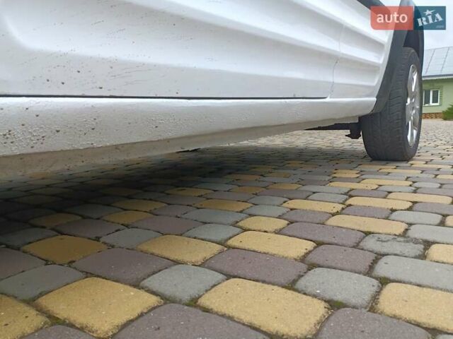 Белый Форд Транзит Коннект, объемом двигателя 1.75 л и пробегом 358 тыс. км за 3650 $, фото 15 на Automoto.ua