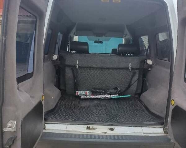 Белый Форд Транзит Коннект, объемом двигателя 1.8 л и пробегом 233 тыс. км за 4900 $, фото 11 на Automoto.ua