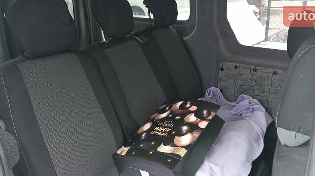 Белый Форд Транзит Коннект, объемом двигателя 1.8 л и пробегом 235 тыс. км за 4700 $, фото 7 на Automoto.ua