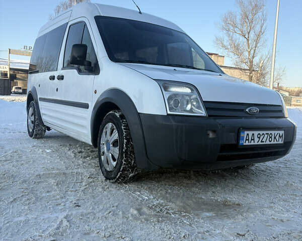 Белый Форд Транзит Коннект, объемом двигателя 1.75 л и пробегом 240 тыс. км за 4800 $, фото 10 на Automoto.ua