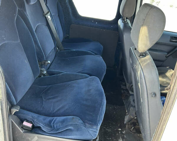 Білий Форд Транзит Коннект, об'ємом двигуна 1.75 л та пробігом 460 тис. км за 2700 $, фото 5 на Automoto.ua