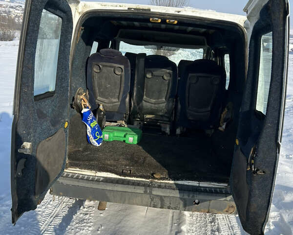 Білий Форд Транзит Коннект, об'ємом двигуна 1.75 л та пробігом 460 тис. км за 2700 $, фото 6 на Automoto.ua