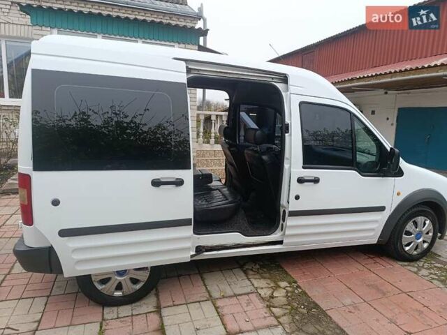 Белый Форд Транзит Коннект, объемом двигателя 1.8 л и пробегом 233 тыс. км за 4900 $, фото 13 на Automoto.ua