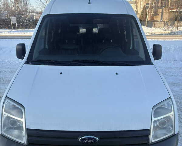 Белый Форд Транзит Коннект, объемом двигателя 1.75 л и пробегом 240 тыс. км за 4800 $, фото 1 на Automoto.ua