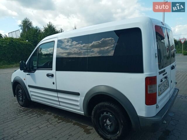 Білий Форд Транзит Коннект, об'ємом двигуна 1.75 л та пробігом 286 тис. км за 4600 $, фото 2 на Automoto.ua